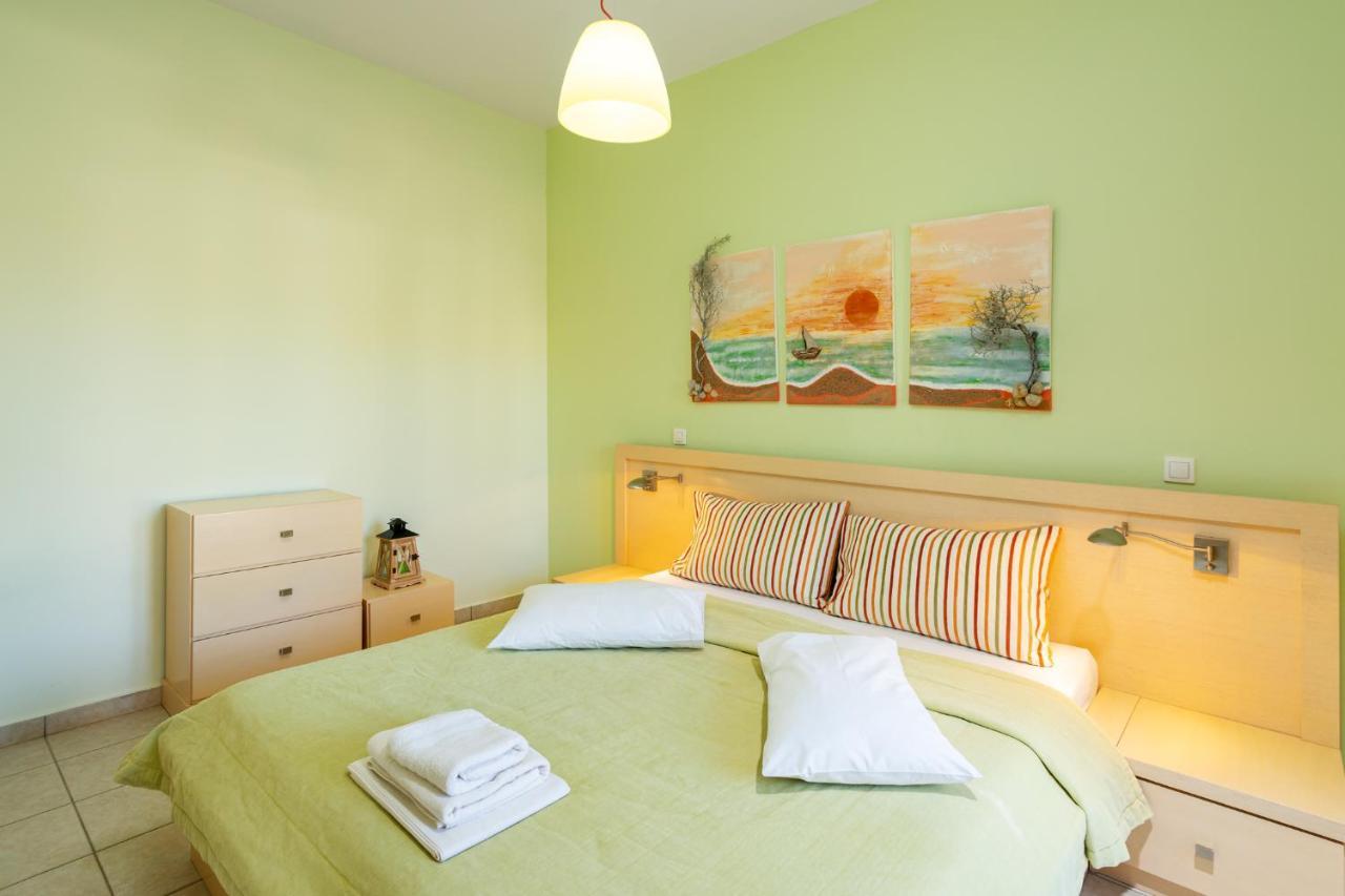 Georgia'S Apartments Kouremenos Beach Anevato 外观 照片